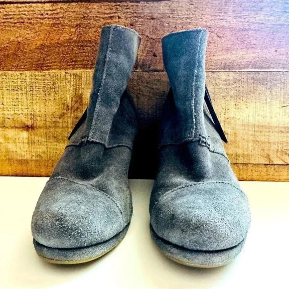 Toms Dark Gray Suede High Desert Wedge Booties - Picture 4 of 8